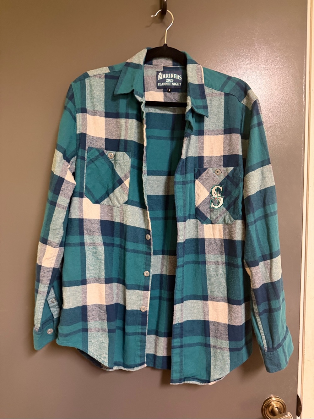 Seattle Mariners 2025 Flannel Night